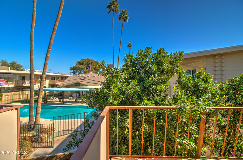 520 Clarendon Ave #E18, Phoenix, AZ 85013