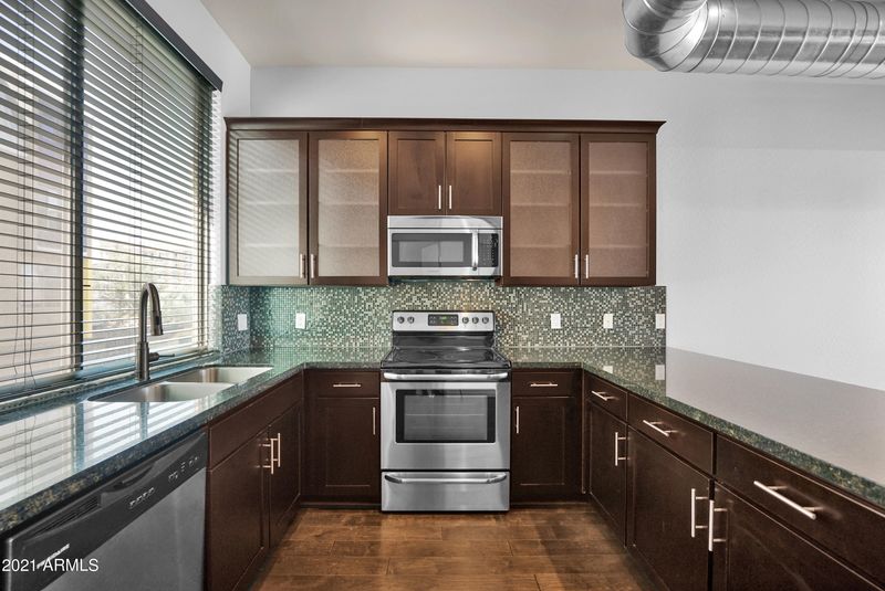 520 E Ames Pl, Phoenix, AZ 85004