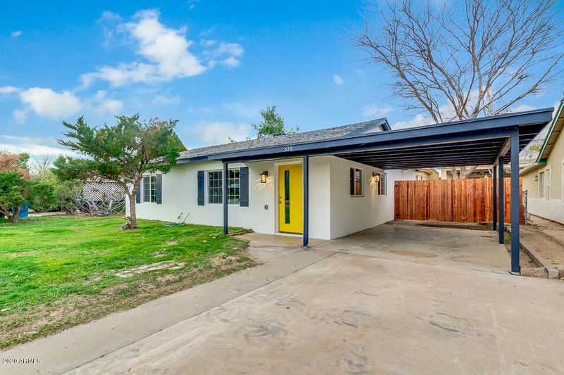 520 E Flynn Ln, Phoenix, AZ 85012