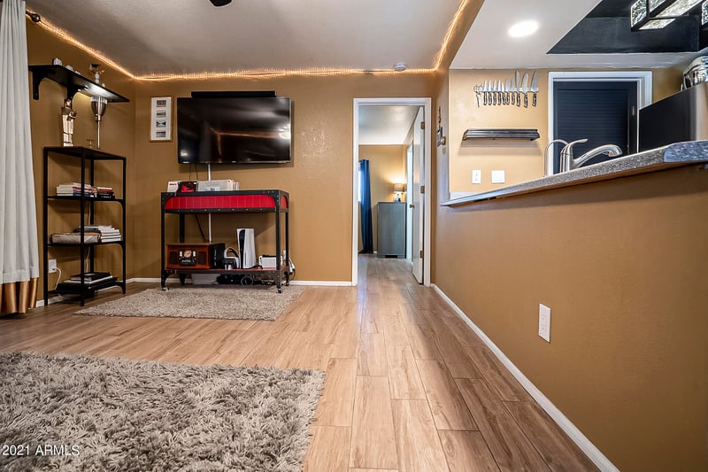 520 N Stapley Dr #110, Mesa, AZ 85203