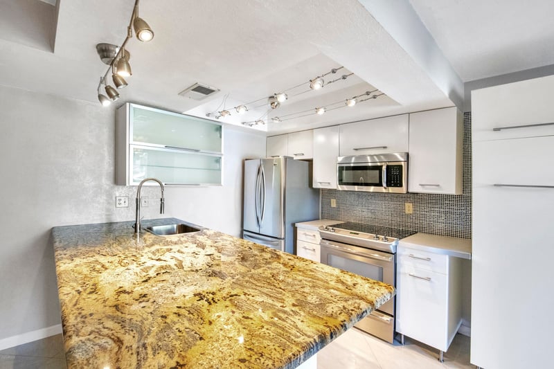 520 N Stapley Dr #128, Mesa, AZ 85203