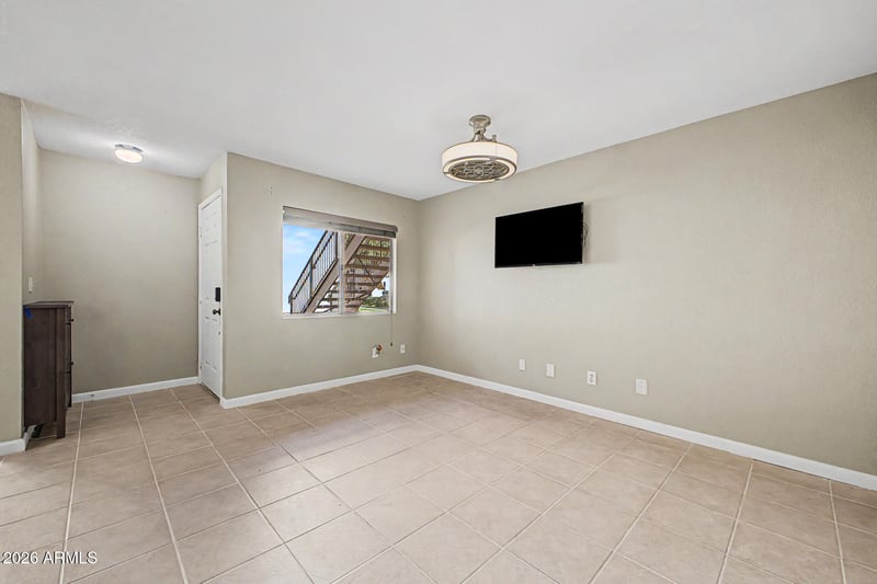 520 N Stapley Dr #186, Mesa, AZ 85203