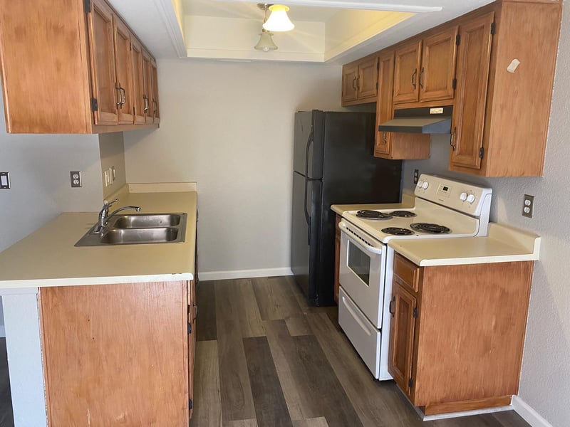 520 N Stapley Dr #212, Mesa, AZ 85203