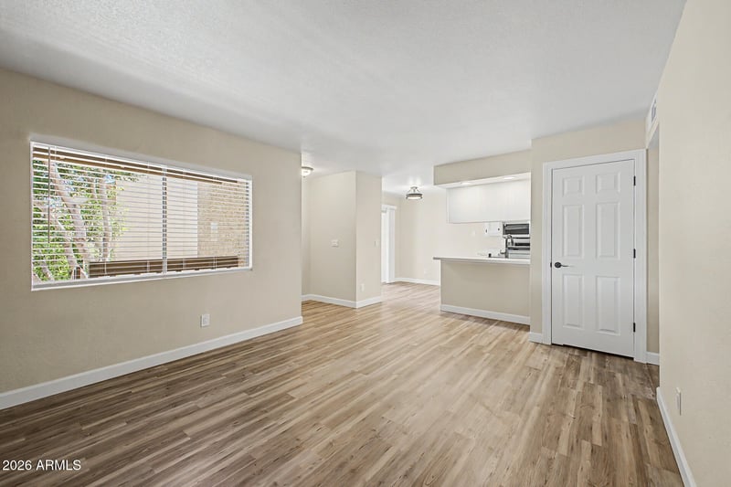 520 Stapley Dr #293, Mesa, AZ 85203