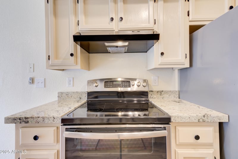 520 Stapley Dr #285, Mesa, AZ 85203