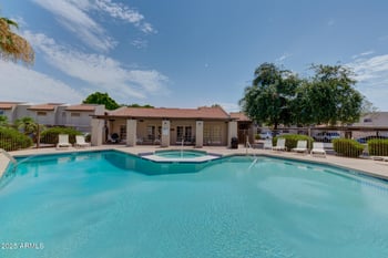 520 Stapley Dr #285, Mesa, AZ 85203
