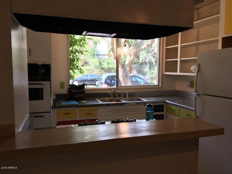 520 W Clarendon Ave #E21, Phoenix, AZ 85013