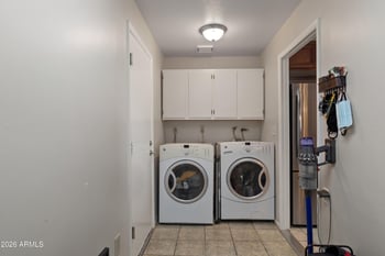 520 Watson Dr, Tempe, AZ 85283