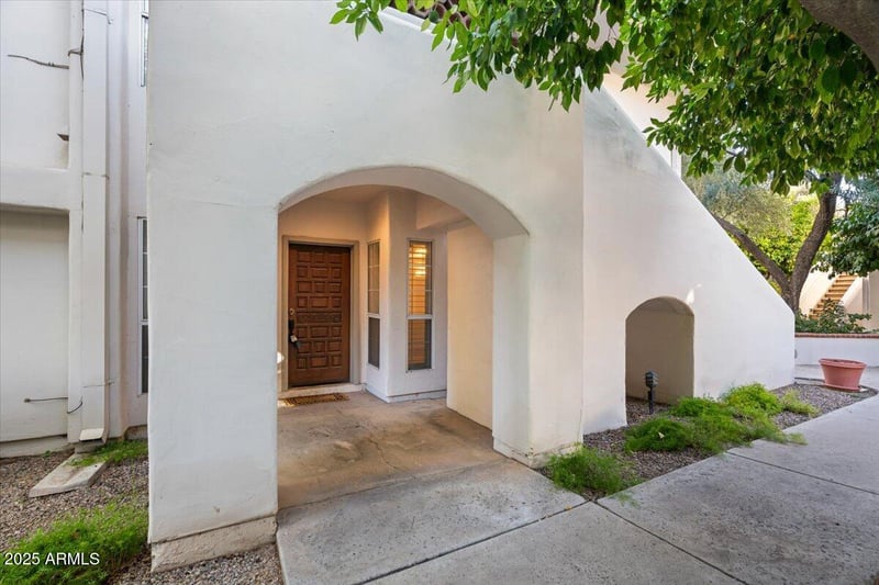5200 Lakeshore Dr #120, Tempe, AZ 85283