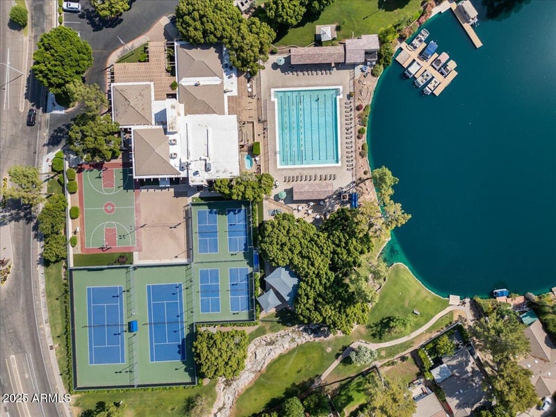 5200 Lakeshore Dr #120, Tempe, AZ 85283