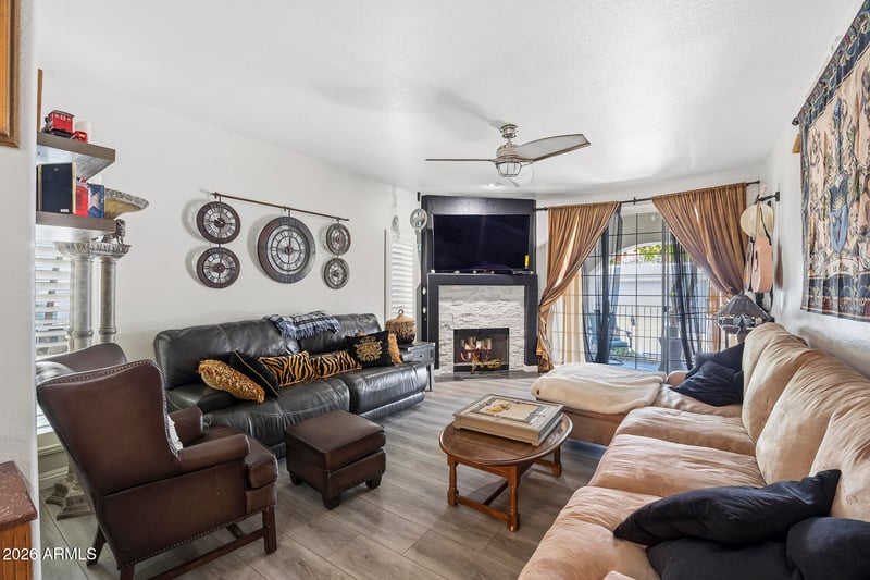 5200 S Lakeshore Dr #116, Tempe, AZ 85283