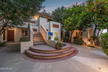 5200 S Lakeshore Dr #207, Tempe, AZ 85283