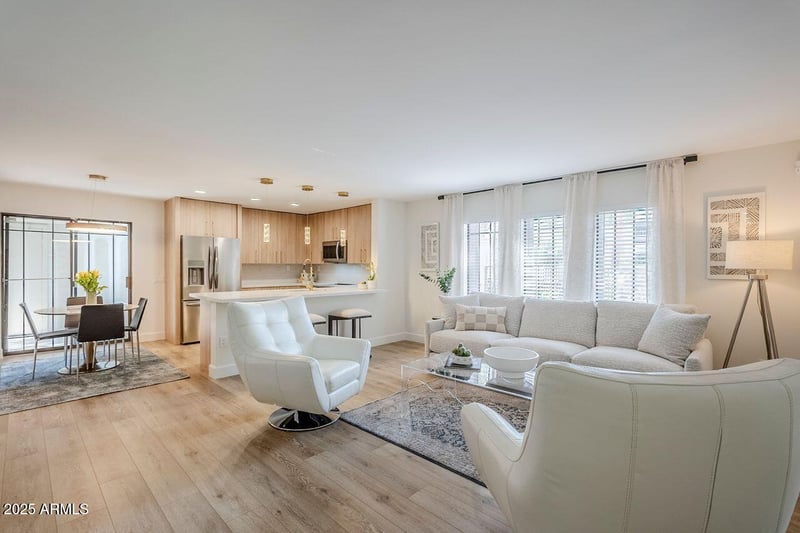 5201 24th St #107, Phoenix, AZ 85016