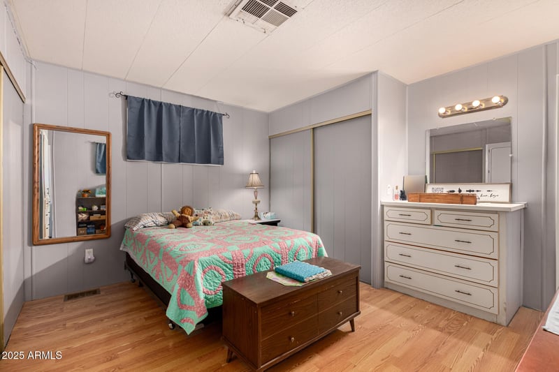 5201 Camelback Rd #AP243, Phoenix, AZ 85031