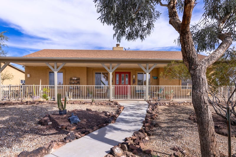 52019 Forepaugh Peak Rd, Wickenburg, AZ 85390