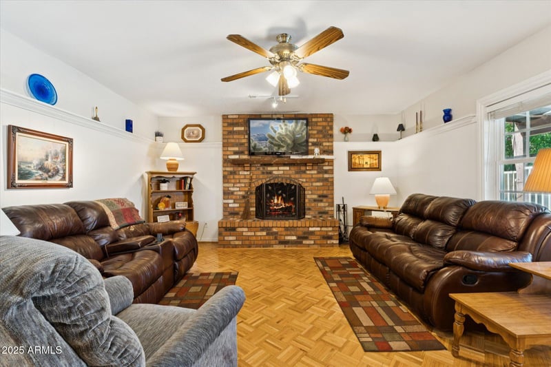 5202 Nisbet Rd, Scottsdale, AZ 85254