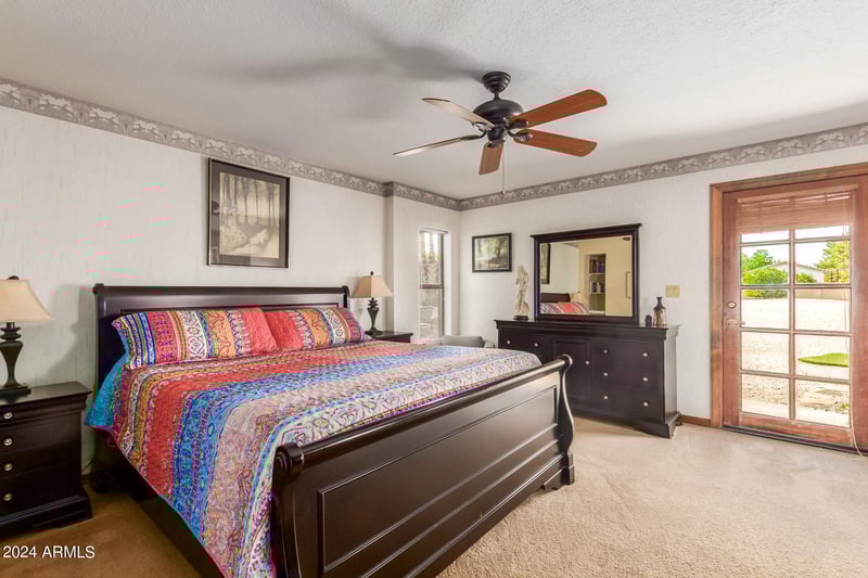 5202 Soft Wind Dr, Glendale, AZ 85310