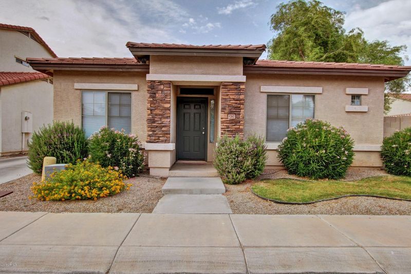 5202 W Paradise Dr, Glendale, AZ 85304