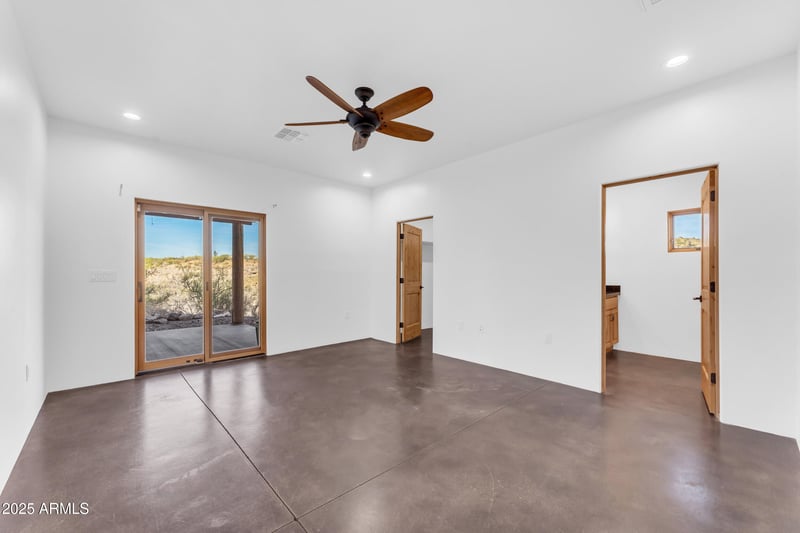 52029 295th Ave, Wickenburg, AZ 85390