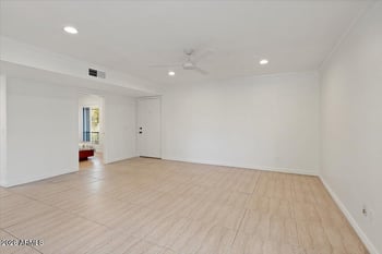 5203 N 24th St #201, Phoenix, AZ 85016
