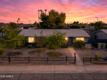 5203 W Banff Ln, Glendale, AZ 85306