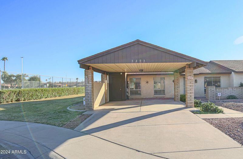 5203 W Vogel Ave, Glendale, AZ 85302