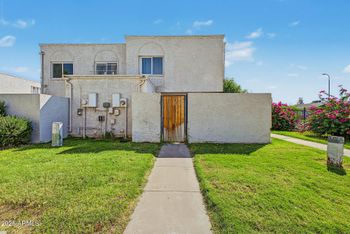 5204 N 42nd Ln, Phoenix, AZ 85019