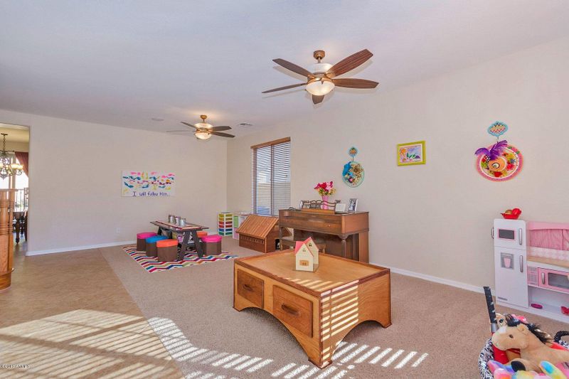 5204 W Trotter Trl, Phoenix, AZ 85083