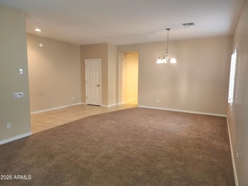 5205 W Molly Ln, Phoenix, AZ 85083