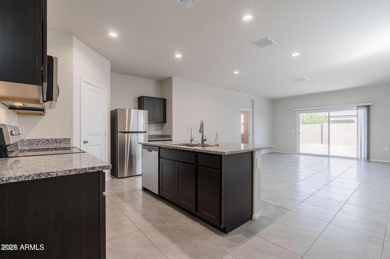 5206 Gummite Dr, San Tan Valley, AZ 85143