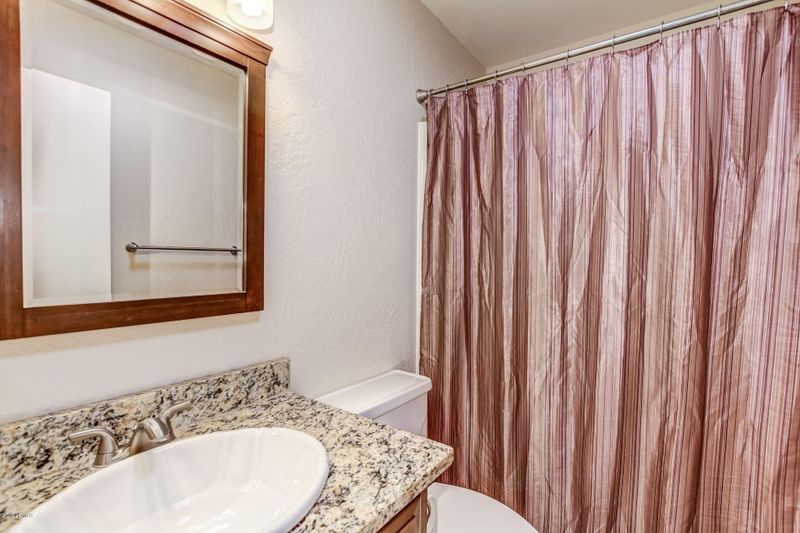 5206 S Hazelton Ln, Tempe, AZ 85283