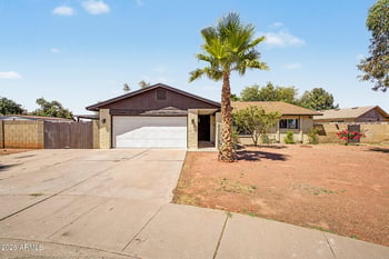 5206 Dailey St, Glendale, AZ 85306