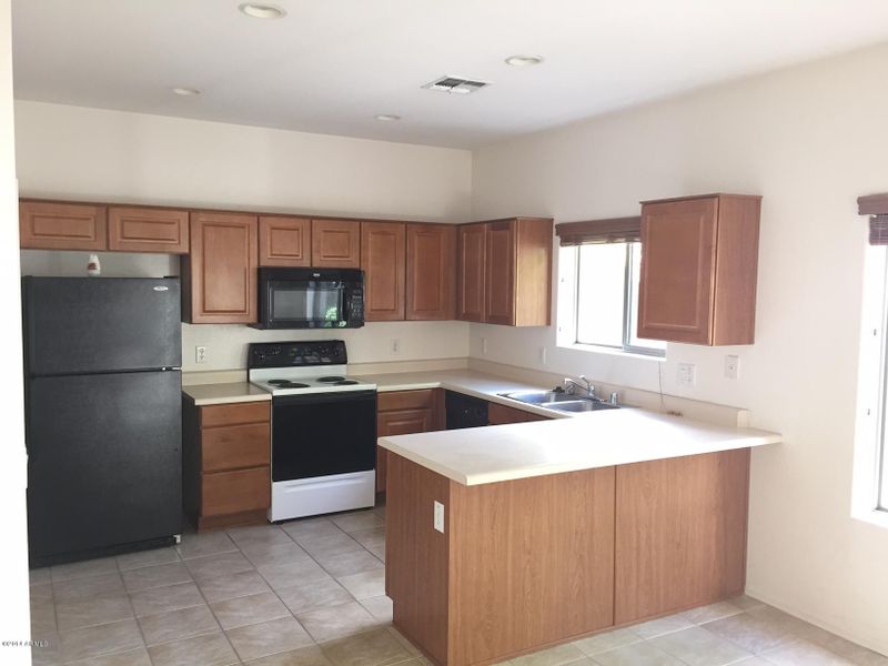 5206 W Paradise Dr, Glendale, AZ 85304
