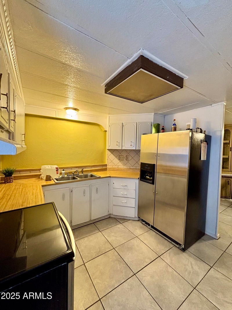 5207 Black Canyon Hw #18, Phoenix, AZ 85015