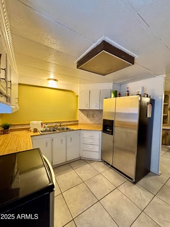 5207 Black Canyon Hw #18, Phoenix, AZ 85015