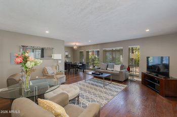 5207 N 24th St #104, Phoenix, AZ 85016