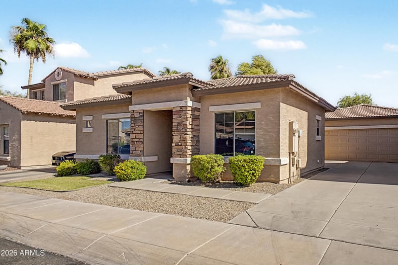 5207 W Paradise Dr, Glendale, AZ 85304