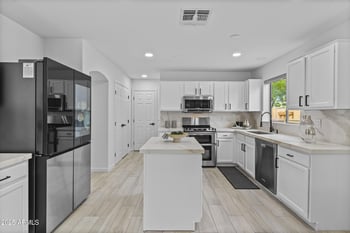 5208 Campo Bello Dr, Glendale, AZ 85308