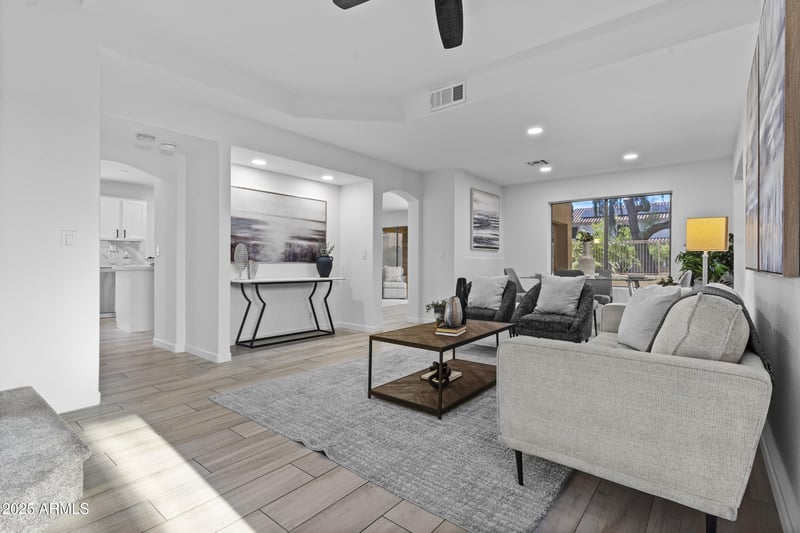 5208 Campo Bello Dr, Glendale, AZ 85308