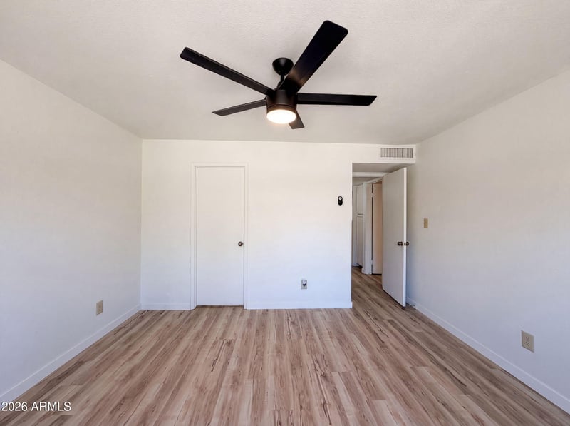 5208 E Tamblo Dr, Phoenix, AZ 85044