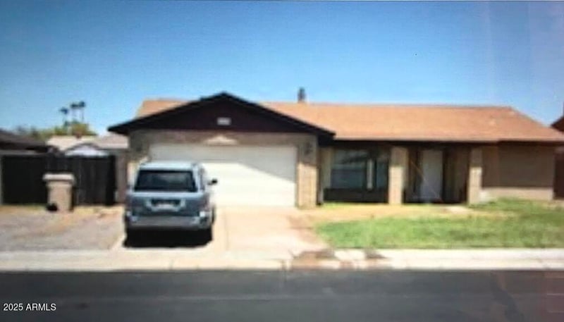 5208 Shangri La Rd, Glendale, AZ 85304