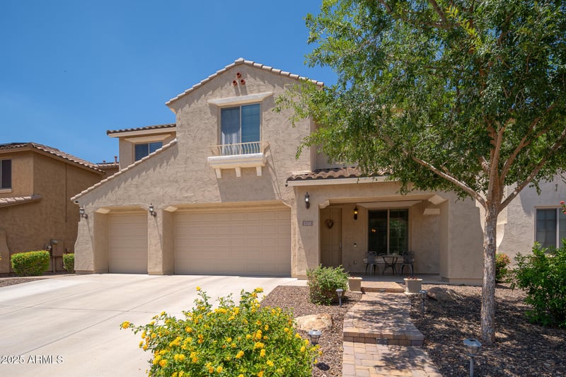5208 Straight Arrow Ln, Phoenix, AZ 85083