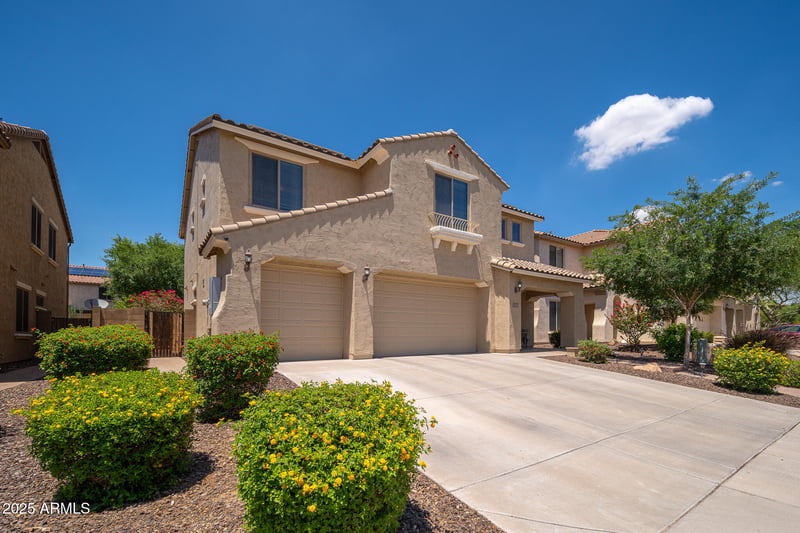 5208 Straight Arrow Ln, Phoenix, AZ 85083