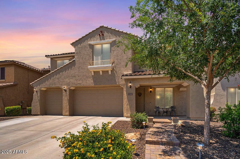 5208 Straight Arrow Ln, Phoenix, AZ 85083