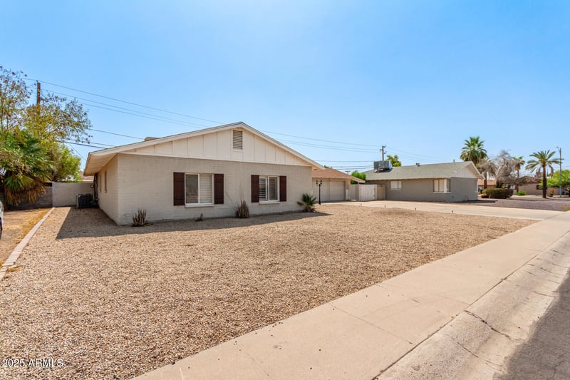5209 61st Dr, Glendale, AZ 85301