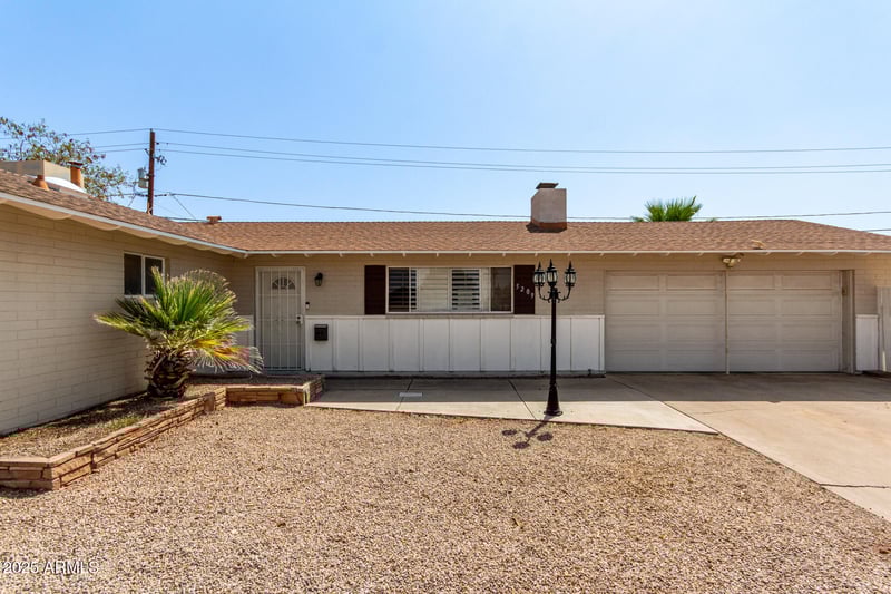 5209 61st Dr, Glendale, AZ 85301