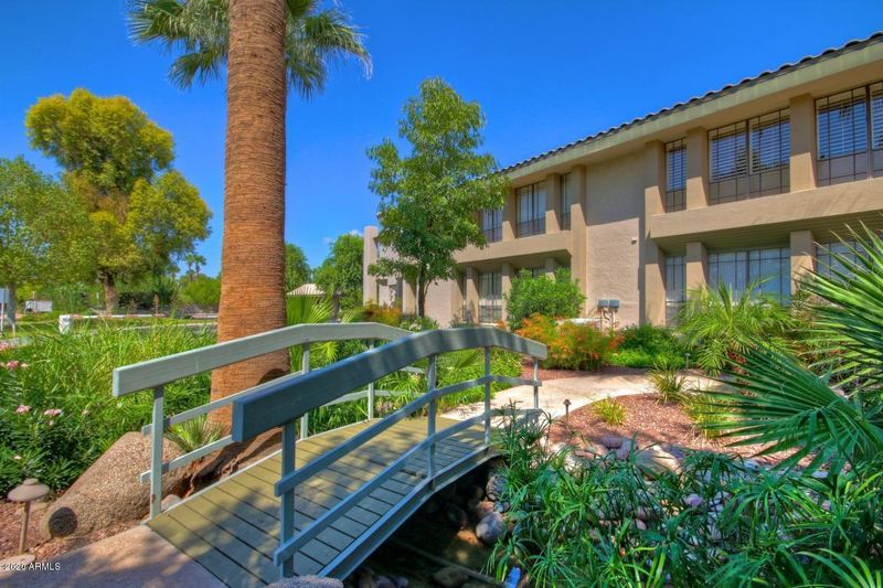 5209 N 24th St #202, Phoenix, AZ 85016
