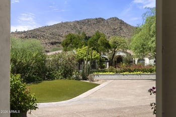 5209 N 63rd Pl, Paradise Valley, AZ 85253