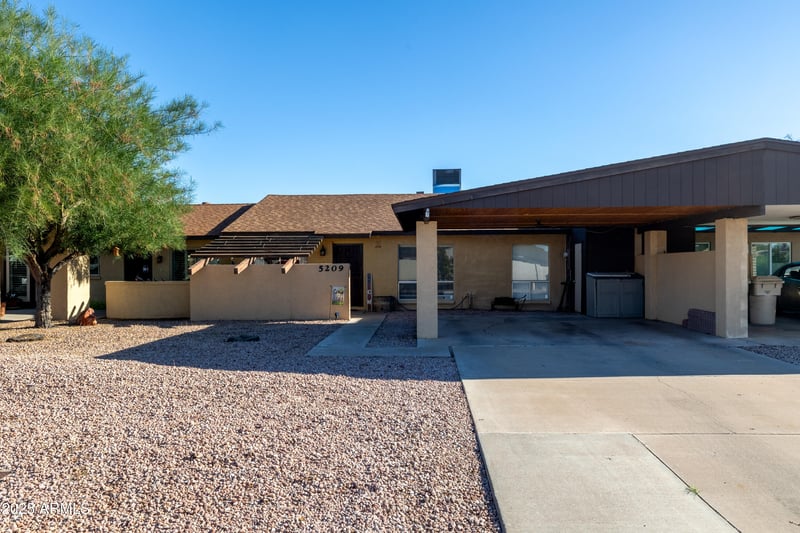 5209 Palo Verde Ave, Glendale, AZ 85302