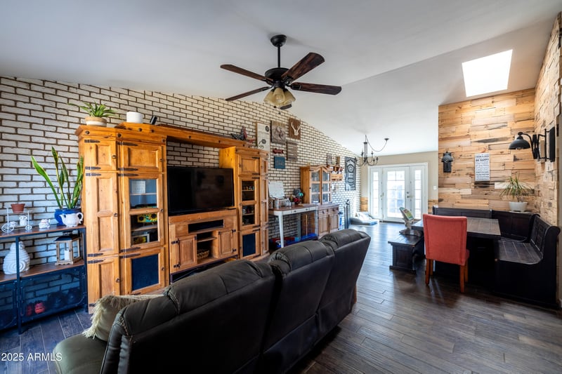 5209 Palo Verde Ave, Glendale, AZ 85302